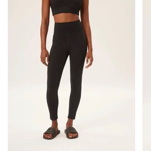Girlfriend Collective Compressive High Waisted Leggings